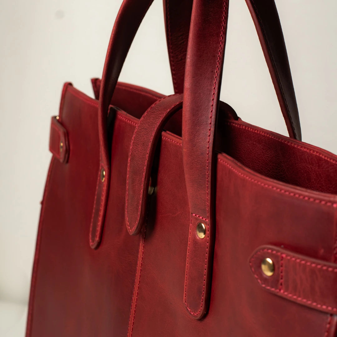 Wrangler Leather Tote - Crimson